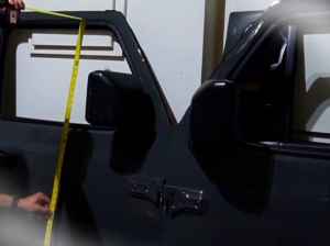 How to choose the right size of hanger for your Jeep door