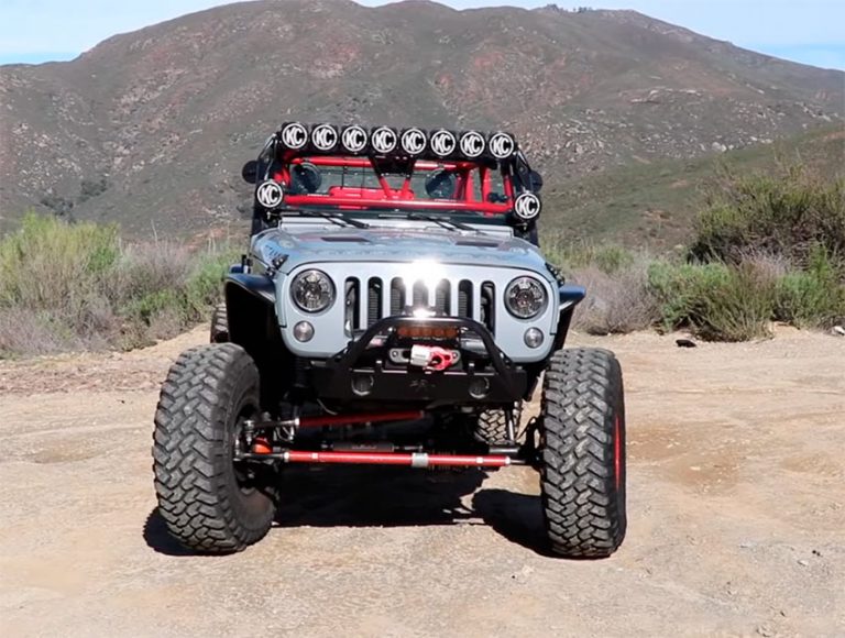 jeep wrangler unlimited rock crawler