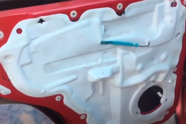 How to Fix Jeep Liberty Window Off Track