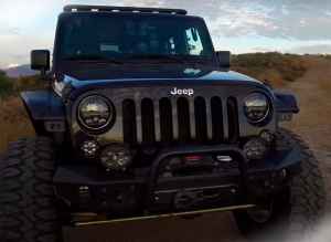 Benefits of Cleaning Your Jeep Windshield Wipers Regularly