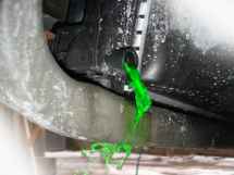 Flushing Coolant from the Jeep Grand Cherokee Radiator