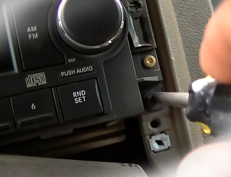 How to Remove Jeep Patriot Radio