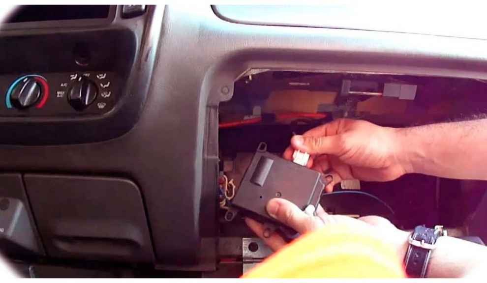 How to Bypass a Blend Door Actuator