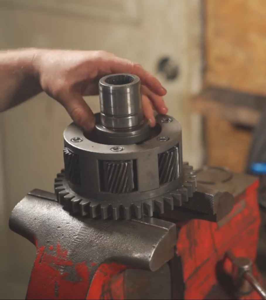 Identifying and Fixing the Symptoms of a Bad Transfer Case in Jeep