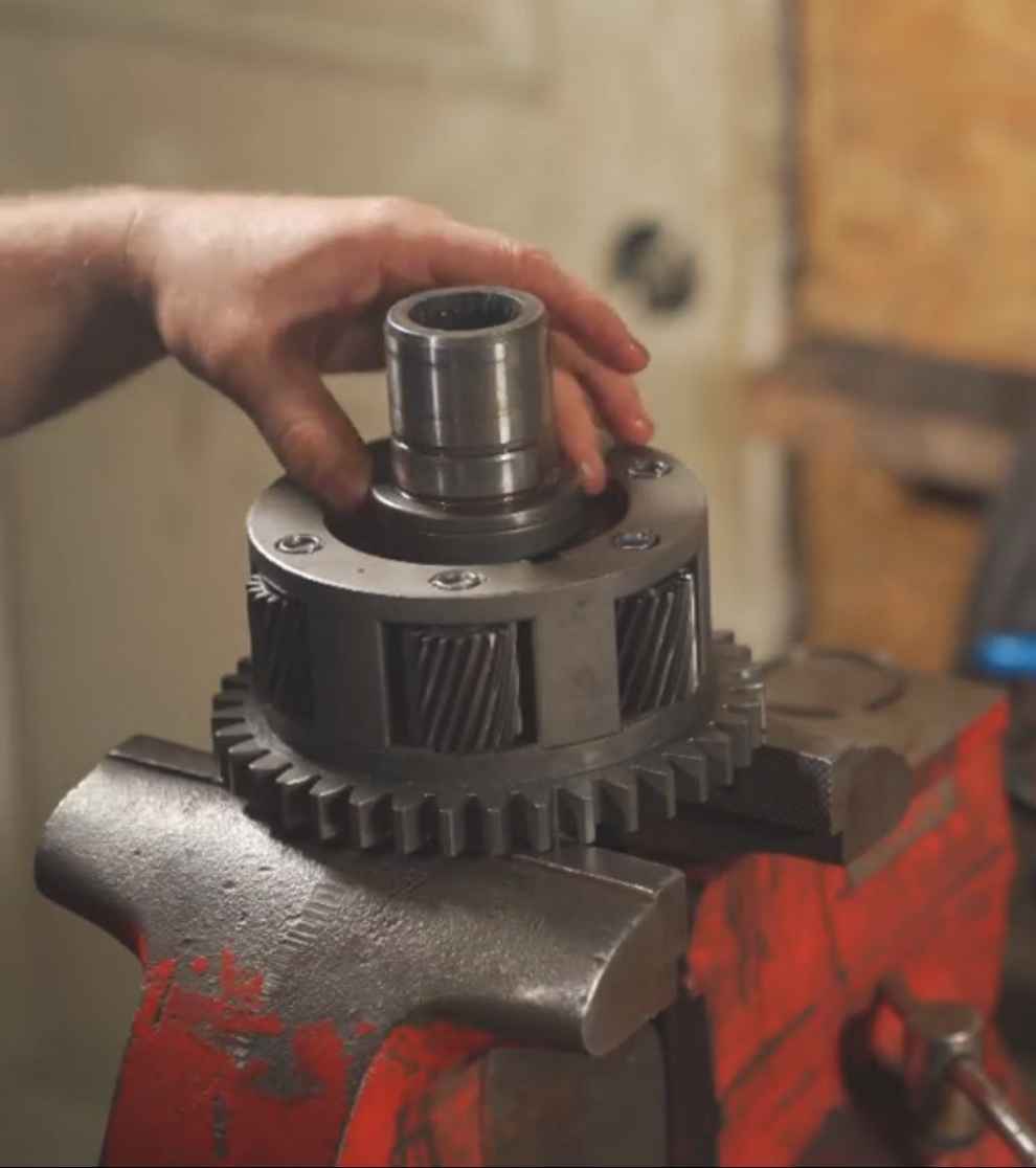 Identifying and Fixing the Symptoms of a Bad Transfer Case in Jeep
