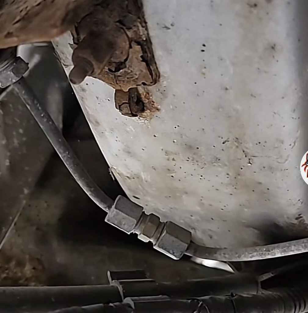 Brake Line Compression Fittings in Cars