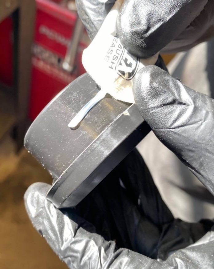 Lithium vs Silicone Grease: Which Is Better for Your Jeep?