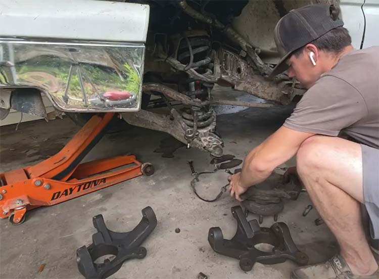 Truck Spindles: Enhancing Performance and Safety